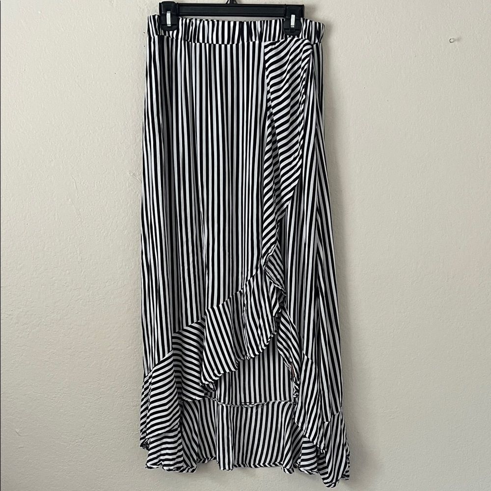 Vintage AKS By Amy K Su Striped Ruffle Skirt in Size XL